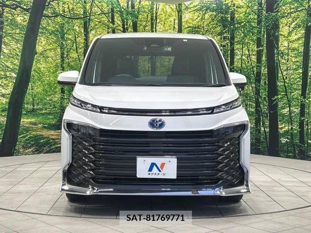 Toyota VOXY HYBRID 2022-04 341930-15