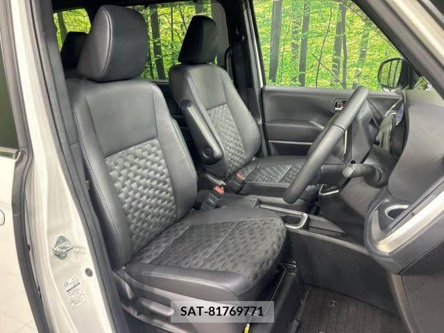 Toyota VOXY HYBRID 2022-04 341930-8
