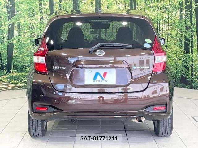 Nissan NOTE 2018-06 365344-15