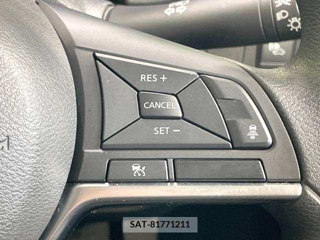 Nissan NOTE 2018-06 365344-6