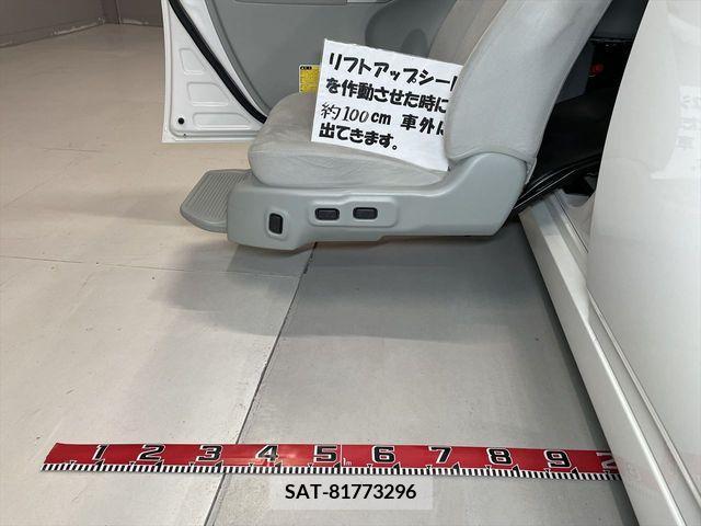 Toyota PRIUS 2012-11 206120-13