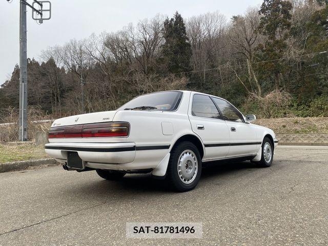 Toyota CRESTA 1988-10 229877-8