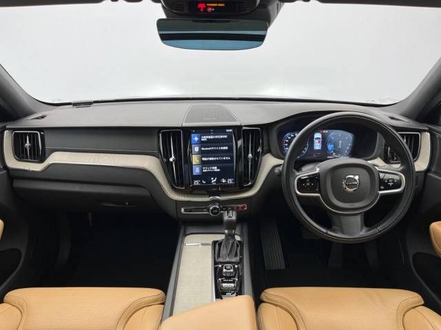 Volvo XC60 2020-03 28434-1