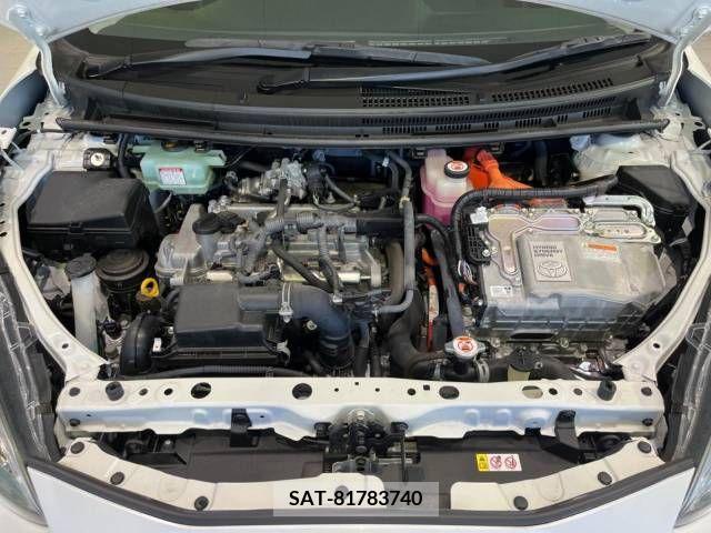 Toyota AQUA 2018-08 356119-18