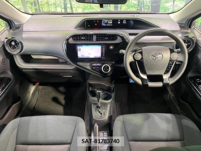 Toyota AQUA 2018-08 356119-1
