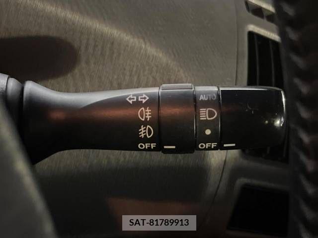 Toyota PRIUS ALPHA 2012-09 253191-6