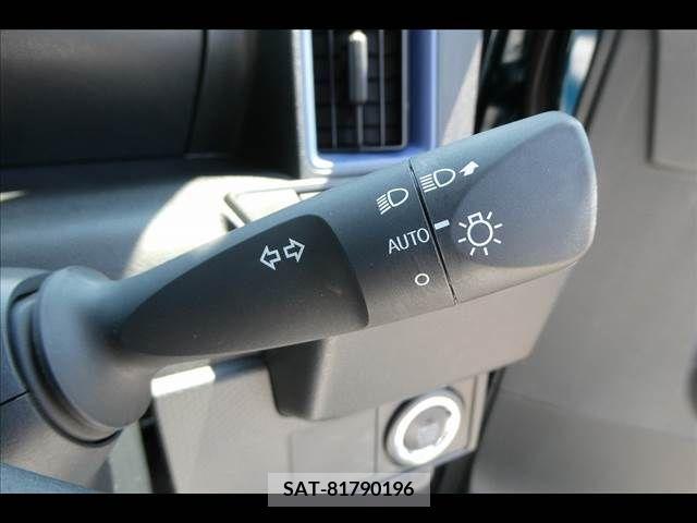 Daihatsu TANTO 2022-07 310437-7