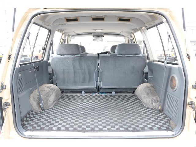 Toyota LAND CRUISER 1994-01 1009-7