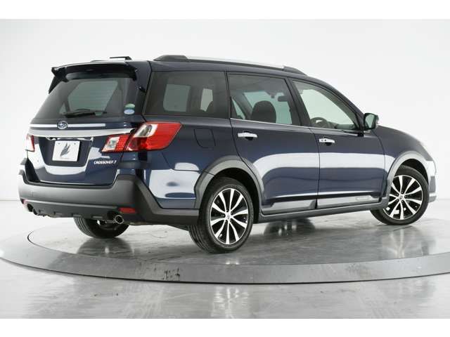 Subaru EXIGA CROSSOVER 2015-04 181731-1