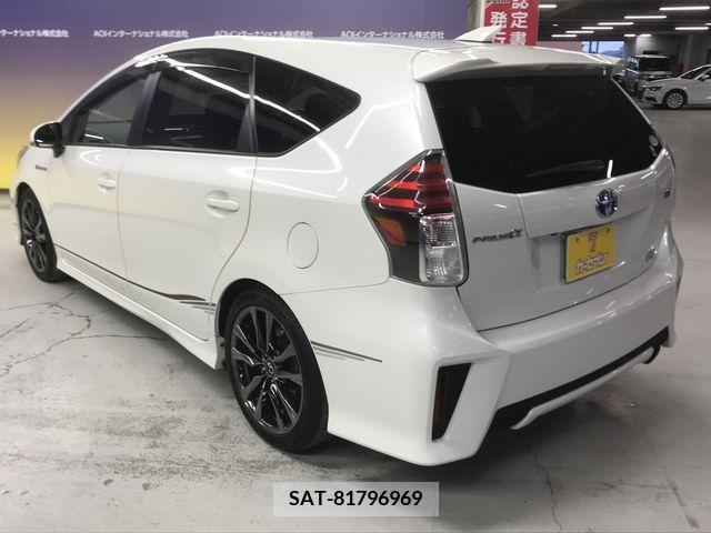Toyota PRIUS ALPHA 2015-03 218843-11