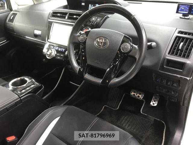 Toyota PRIUS ALPHA 2015-03 218843-12