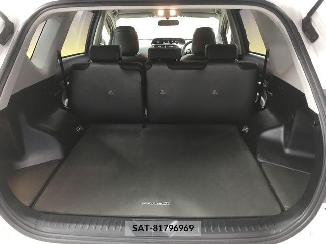 Toyota PRIUS ALPHA 2015-03 218843-16