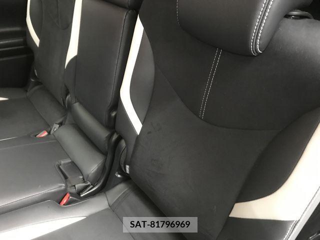Toyota PRIUS ALPHA 2015-03 218843-17