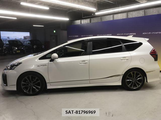 Toyota PRIUS ALPHA 2015-03 218843-8
