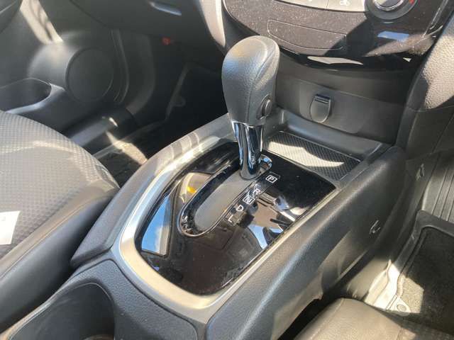 Nissan X-TRAIL 2020-09 12176-5