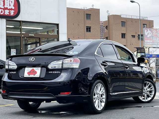 Lexus HS 2011-02 181560-2