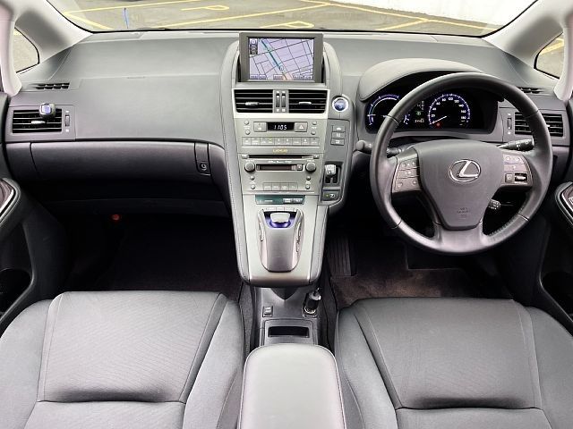 Lexus HS 2011-02 181560-1