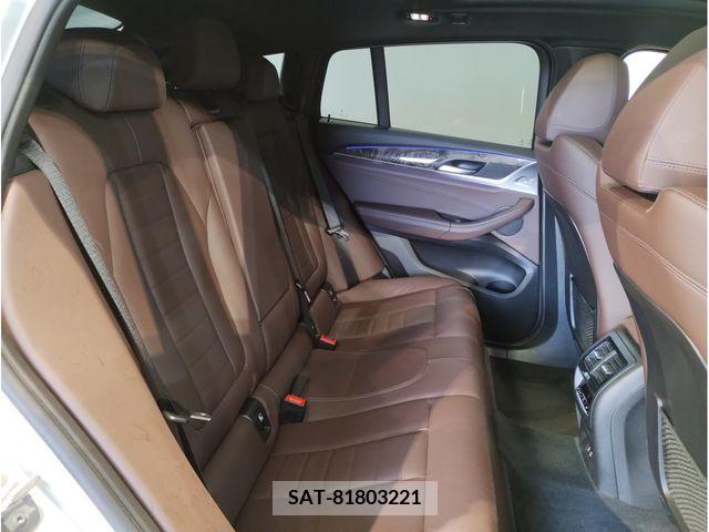 Bmw X4 2021-06 231628-28
