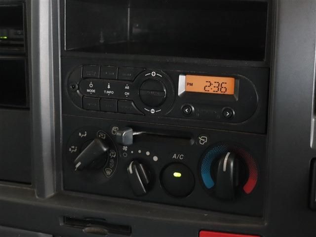 Mazda TITAN 2016-11 28518-12