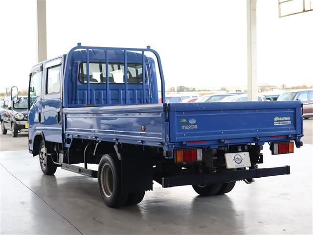 Mazda TITAN 2016-11 28518-5