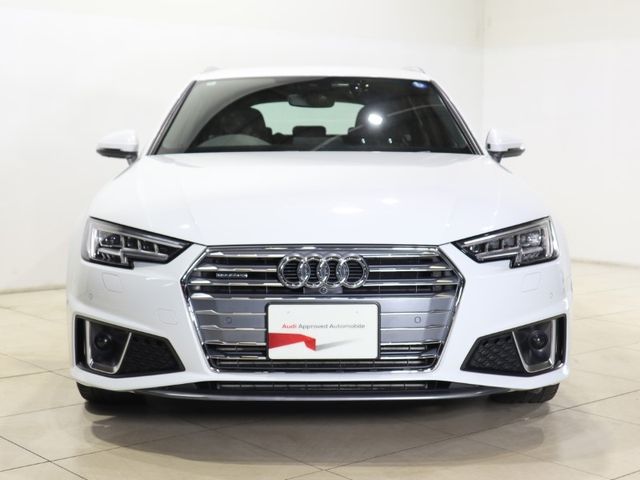 Audi A4 2019-10 193680-1