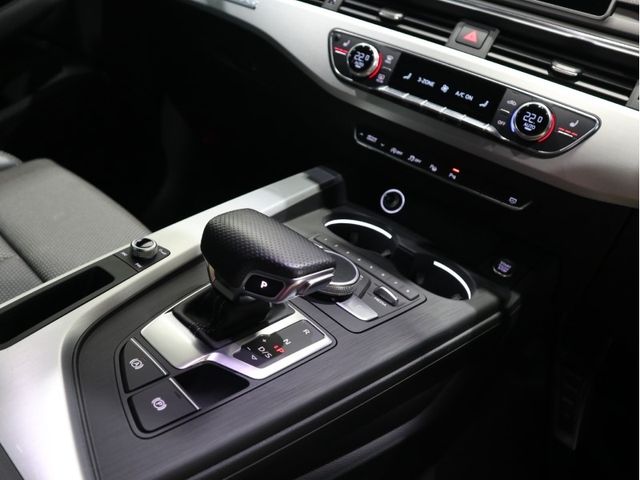 Audi A4 2019-10 193680-11