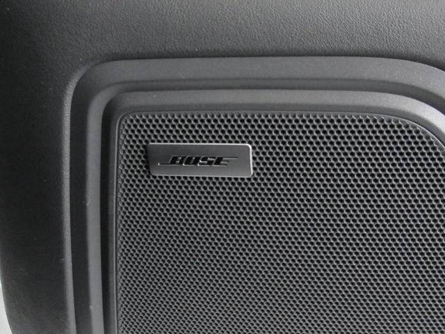 Porsche MACAN 2016-12 27490-18