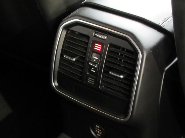 Porsche MACAN 2016-12 27490-7