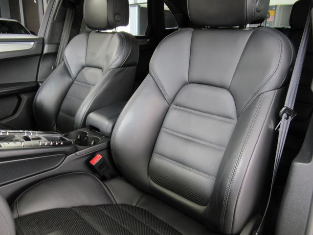 Porsche MACAN 2016-12 27490-5