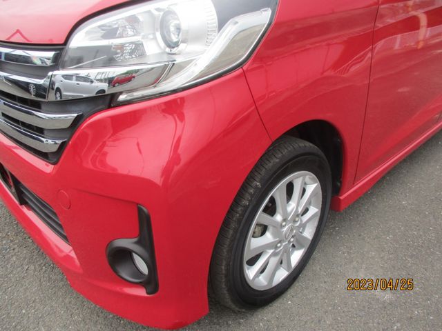 Nissan DAYZ ROOX 2015-03 2166-28