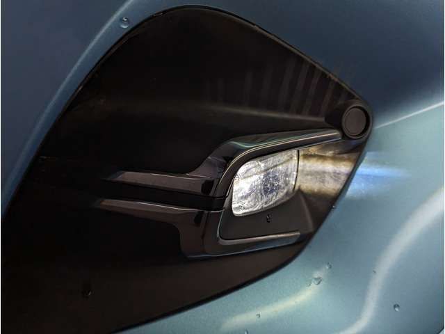 Renault LUTECIA 2021-05 19230-12