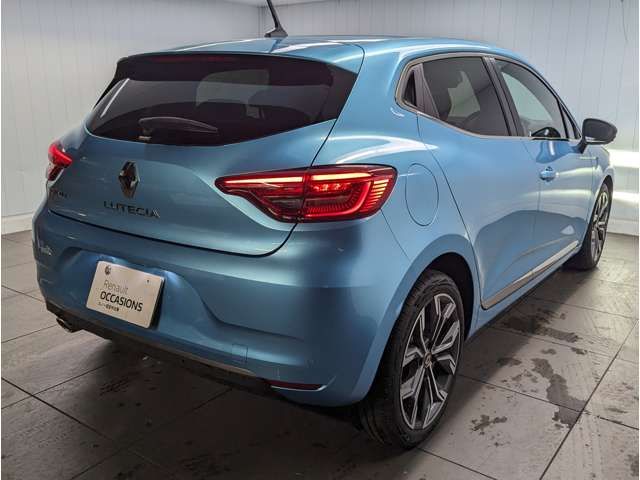 Renault LUTECIA 2021-05 19230-6