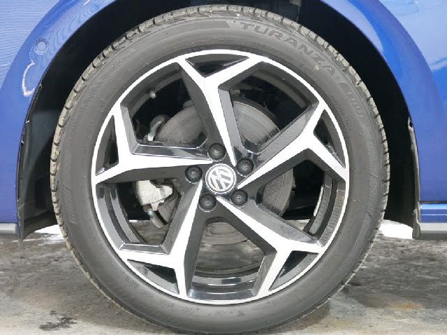 VolksWagen POLO 2019-05 17763-5