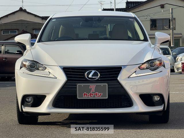 Lexus IS 2014-10 245667-2