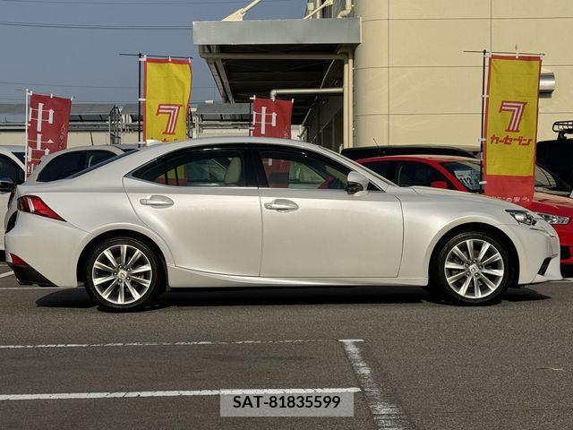 Lexus IS 2014-10 245667-4
