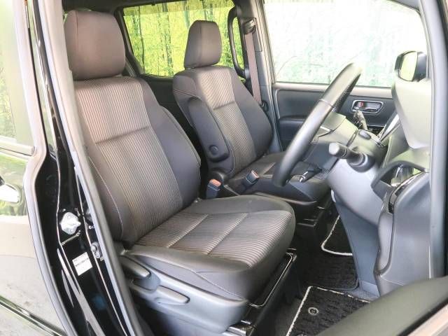 Toyota VOXY 2019-09 12940-8