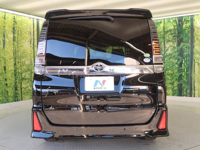 Toyota VOXY 2019-09 12940-16