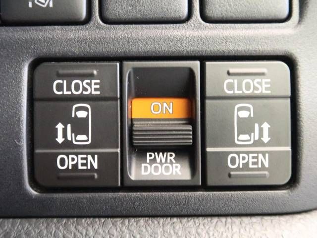Toyota VOXY 2019-09 12940-5