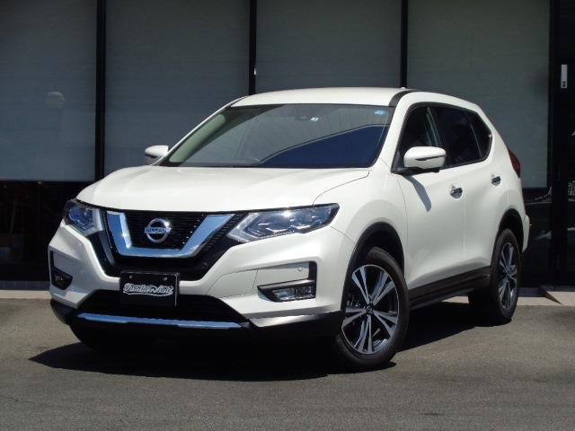 Nissan X-TRAIL 2019-09 21046-0