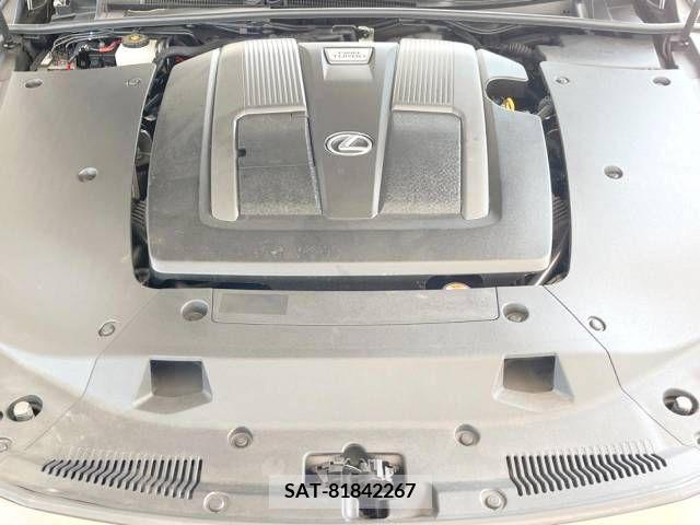 Lexus LS 2018-03 275542-18