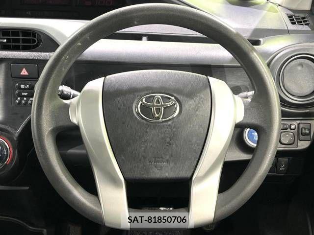 Toyota AQUA 2014-02 340106-11