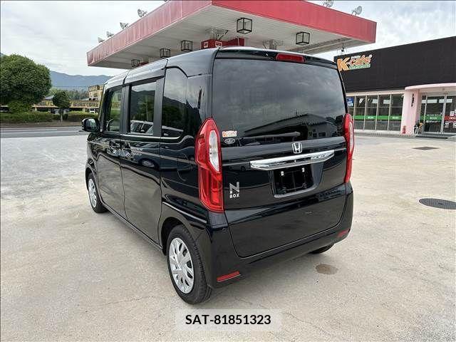 Honda N BOX 2023-02 307457-7