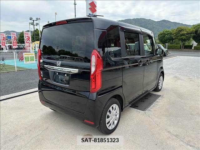 Honda N BOX 2023-02 307457-5