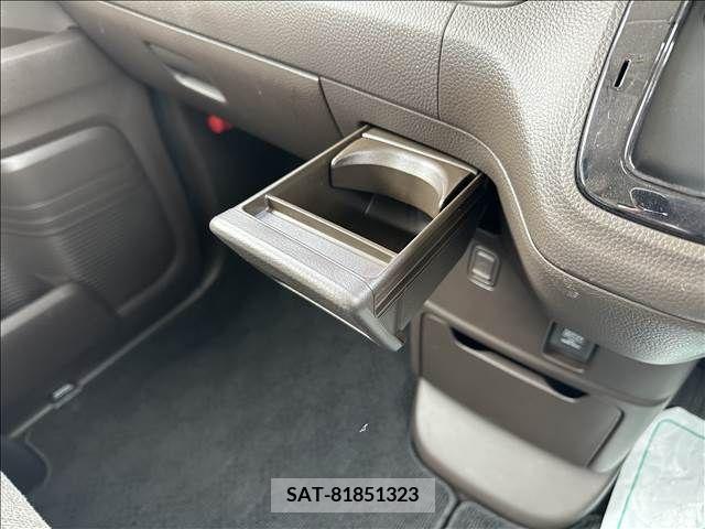 Honda N BOX 2023-02 307457-27