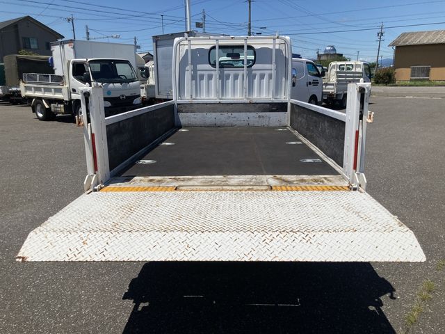 Nissan ATLAS 2014-06 4637-7