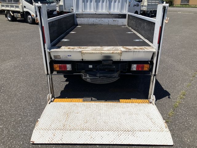 Nissan ATLAS 2014-06 4637-9