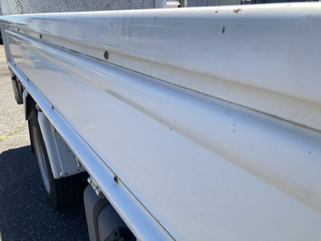 Nissan ATLAS 2014-06 4637-11
