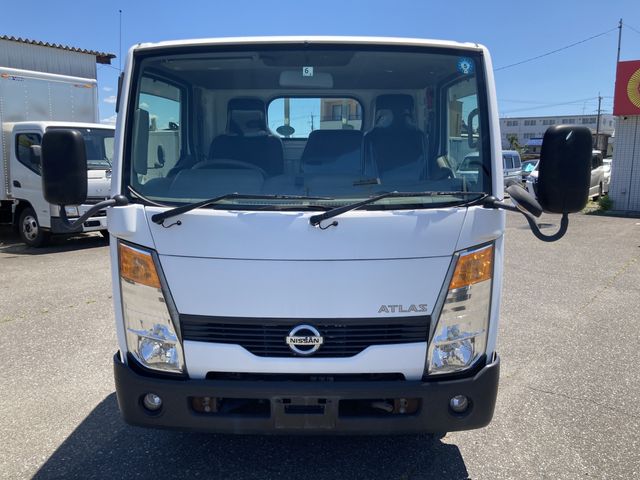Nissan ATLAS 2014-06 4637-17