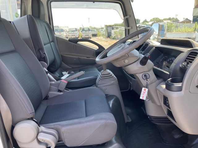 Nissan ATLAS 2014-06 4637-19