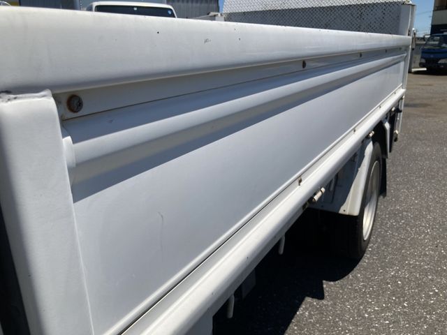 Nissan ATLAS 2014-06 4637-12